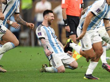 El festejo de Messi con la Selección Argentina campeona del Mundial Qatar 2022 - @fifaworldcup_es