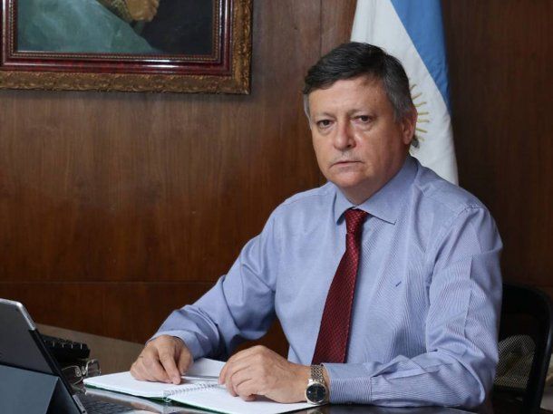 Paraguay: candidato a presidente trató a los argentinos de vagos y el embajador le respondió