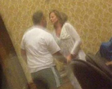Filman a una funcionaria belga teniendo sexo con su amante