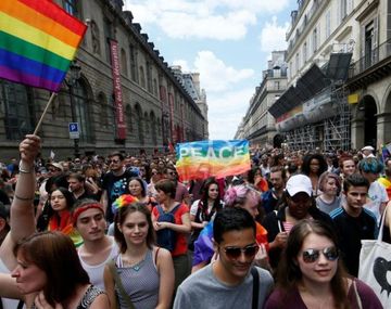 Una escritora fue condenada a 10 años de prisión por publicar contenido erórico gay