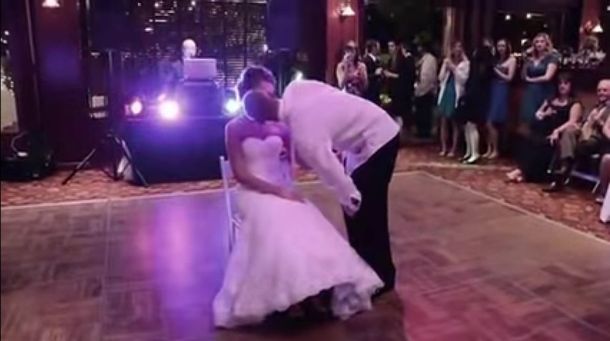 Marche un divorcio exprés: novio borracho humilló a su mujer en plena boda