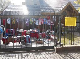 harto de sufrir robos, un ex futbolista deja su ciudad natal harto de sufrir robos, un ex futbolista deja su ciudad natal