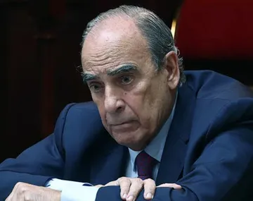 Hermetismo en el Gobierno: solo Francos habló de los escandalosos audios de Spagnuolo
