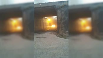 El cuerpo fue encontrado al controlar las llamas en un auto (La Voz del Interior) El cuerpo fue encontrado al controlar las llamas en un auto (La Voz del Interior)