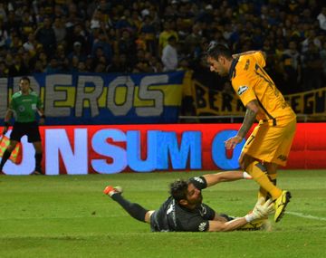 La definición de Germán Herrera para poner el 2 a 0 de Rosario Central ante Boca por Copa Argentina