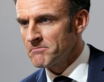 Francia: presentaron dos mociones de censura contra Macron
