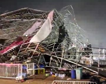 Video: así se derrumbó el escenario de la Bresh tras el fuerte temporal en CABA