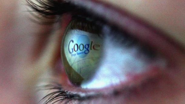 ¿Google va por el negocio de las lentes de contacto inteligentes?