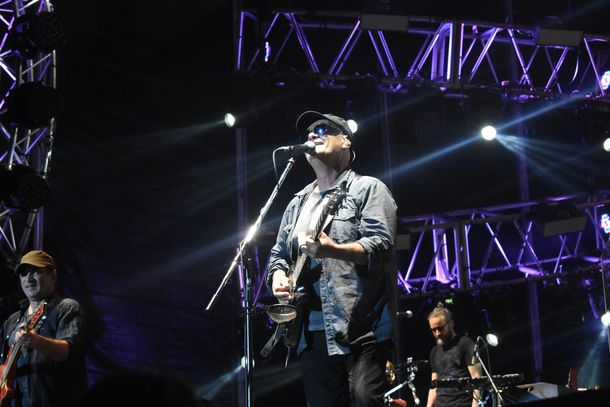 Las Pelotas animaron la primera fecha del Ba Rock