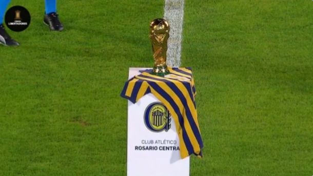 El tremendo homenaje de Rosario Central para César Luis Menotti