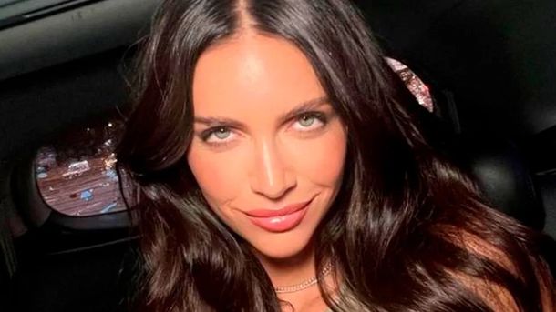 El video de Zaira Nara en microbikini.