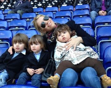 Maxi López verá a sus hijos una semana al mes