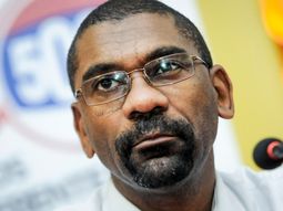 Edgardo Ortuño, presidente de OSE por el Frente Amplio. Edgardo Ortuño, presidente de OSE por el Frente Amplio.