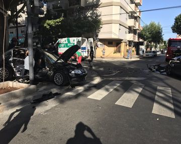 Dos autos chocaron en Palermo.
