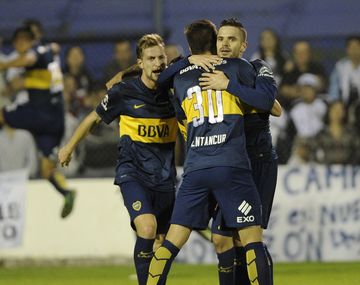 Boca le ganó agónicamente a Gimnasia y sigue firme en la punta