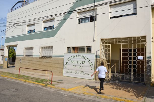 El Instituto Cristiano Evangélico Bautista de Paraná.