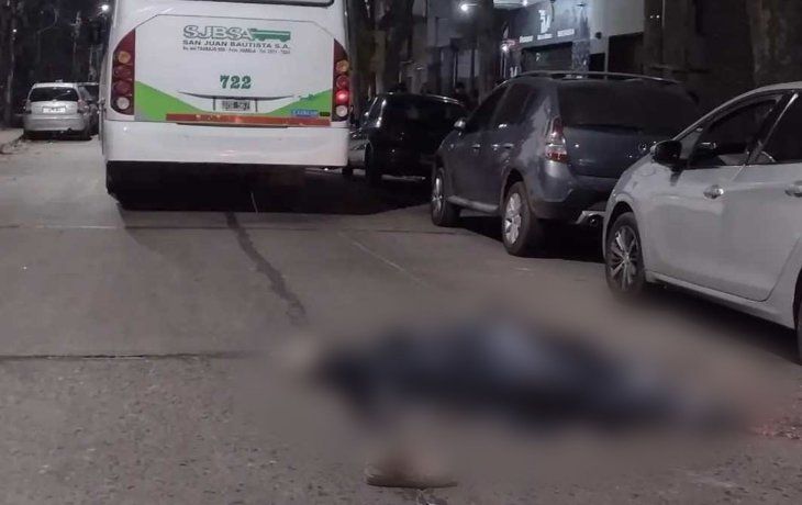 Florencio Varela: murió aplastado por un colectivo tras quebrarse el piso