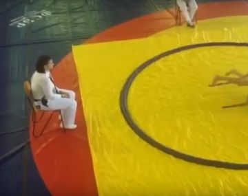 Una nena derribó a su rival de judo y también el árbitro