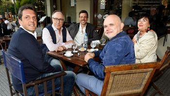 no fui a su bunker porque no me invitaron no fui a su bunker porque no me invitaron