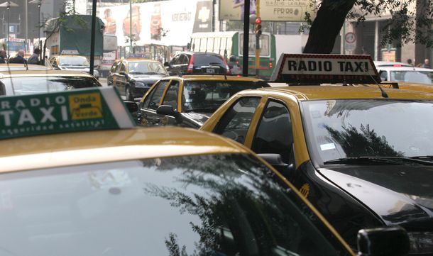 Tras la violación en un taxi ¿Qué precauciones hay que tener al tomar uno?