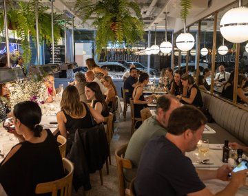 Dónde se encuentra el lugar que celebra la cocina judía de inmigrantes con platos disponibles para take away