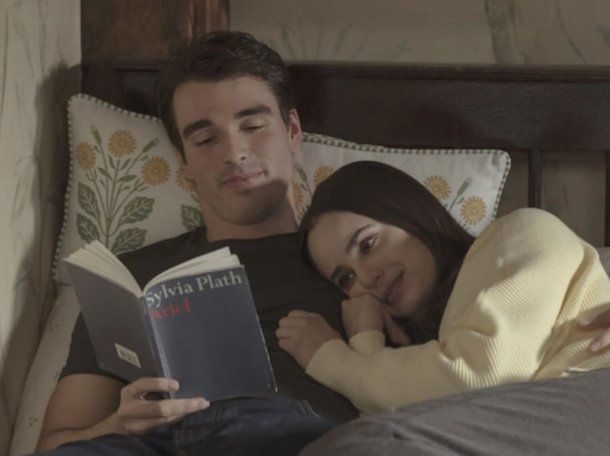Netflix lo logró: Mi año en Oxford es un tributo desgarrador al amor y Sofía Carson está brillante