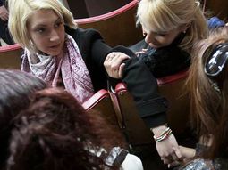 el ministro de defensa recibio a la joven violada por su padre militar el ministro de defensa recibio a la joven violada por su padre militar