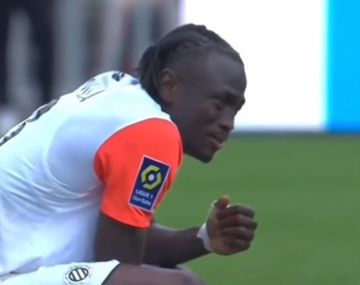 El duro momento de un futbolista: murió su mamá pero igual decidió jugar