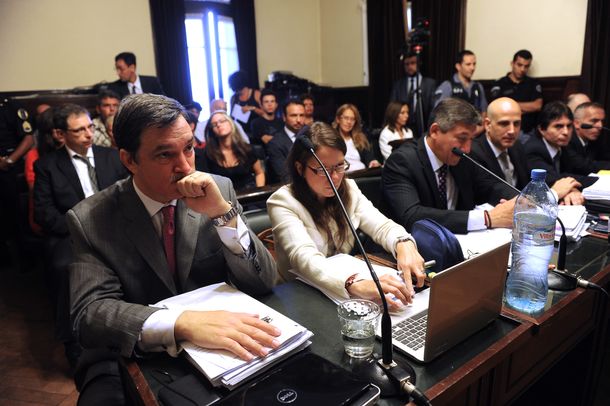 Ángeles: se reanuda el juicio con la declaración del policía que investigó el caso