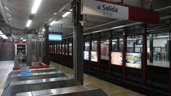 advierten sobre paros y cortes de vias sorpresivos en el subte advierten sobre paros y cortes de vias sorpresivos en el subte