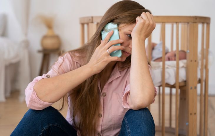 La Reforma Laboral no cambia las licencias por paternidad y Argentina sigue entre los peores de la región
