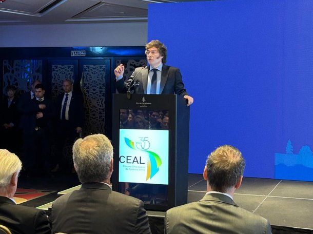 El Presidente durante su participación en la Asamblea Plenaria del CEAL El Presidente durante su participación en la Asamblea Plenaria del CEAL