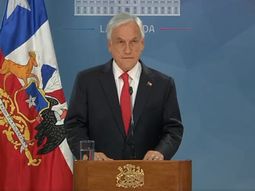 A lo Macri, Piñera dijo que escuchó y anunció medidas para paliar la crisis social y política