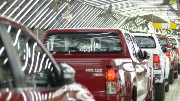 Por la caída de la demanda, Fiat, Renault y General Motors suspenden 5.500 operarios