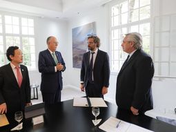 Alberto Fernández se reunió con el director general de la FAO para analizar la suba del precio de los alimentos