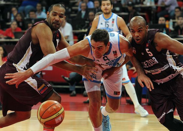 Argentina superó con lo justo a Venezuela en el Premundial