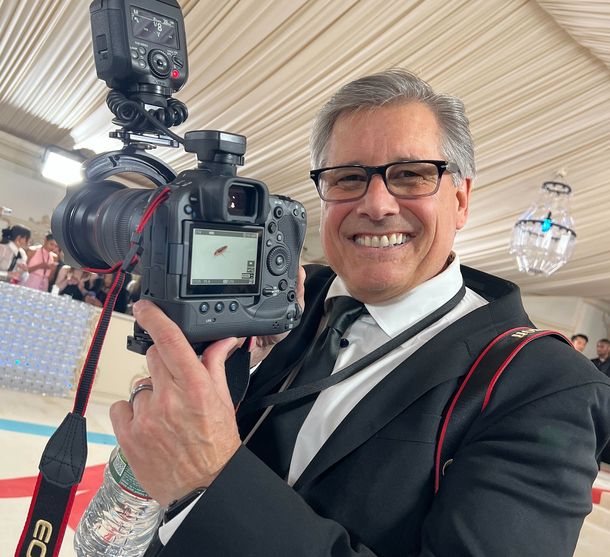 Sorpresa en la Met Gala de Nueva York por una cucaracha