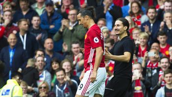 video: a zlatan ibrahimovic le aparecio su clon en pleno partido video: a zlatan ibrahimovic le aparecio su clon en pleno partido