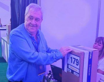 Así fue el momento en que votó Jorge Ameal en las elecciones de Boca