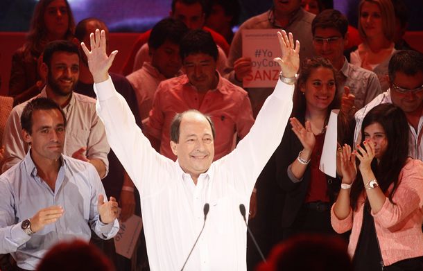 Ernesto Sanz lanzó su precandidatura presidencial en el Luna Park