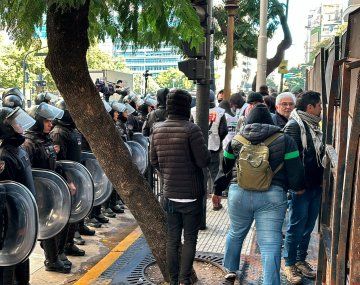 Misiones: se cumplieron ocho días de protestas policiales y el conflicto sigue escalando