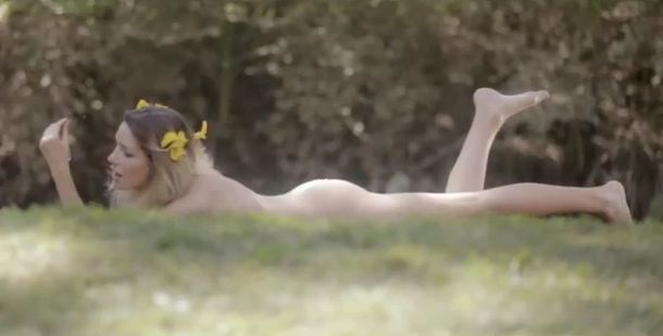 Micaela Breque y sus compañeras de elenco en Palmera