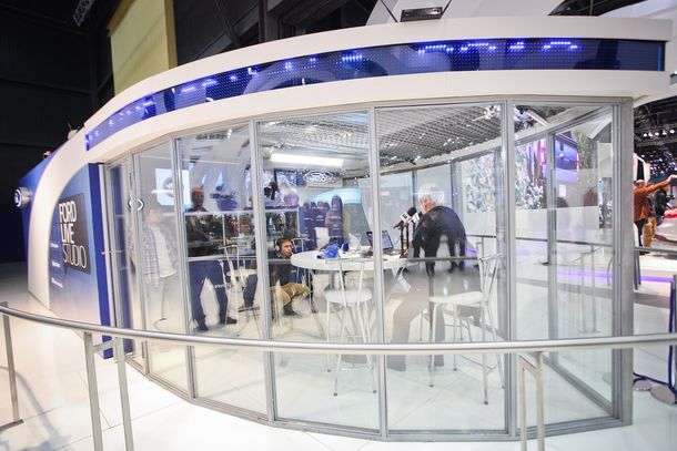 El Ford Live Studio está presente en el 7° Salón del Automóvil 2015