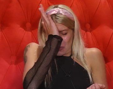 A Camila de GH le gritaron traidora desde afuera y entró en crisis