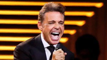 recital de luis miguel en cordoba: no habia motivos para suspender, aseguraron los organizadores recital de luis miguel en cordoba: no habia motivos para suspender, aseguraron los organizadores