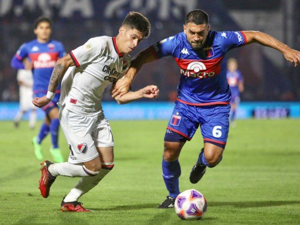 Newells derrotó a Tigre y quedó entre los cuatro primeros de la Zona B