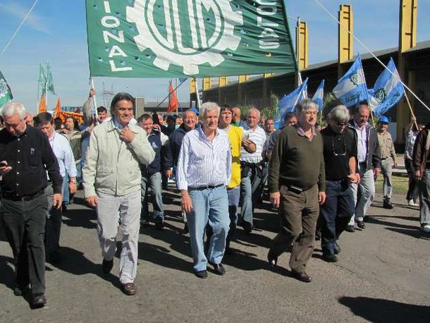 UOM en San Nicolás (Télam)