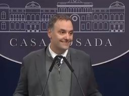 Adorni se peleó en vivo con un periodista: Te pido por favor que te retires
