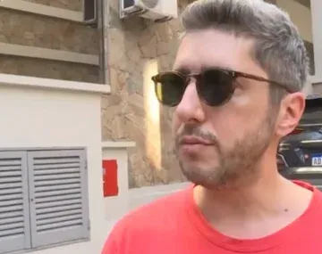 Inesperado: Jey Mammón le declaró su amor a un periodista en vivo