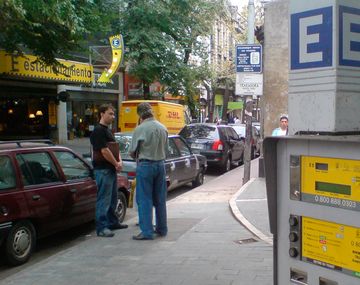 Además del incremento del 100% en el valor del cospel, el gobierno porteño apuesta a llevar de 4 mil a 87 mil la cantidad de plazas por la que habrá que pagar para estacionar en la Ciudad